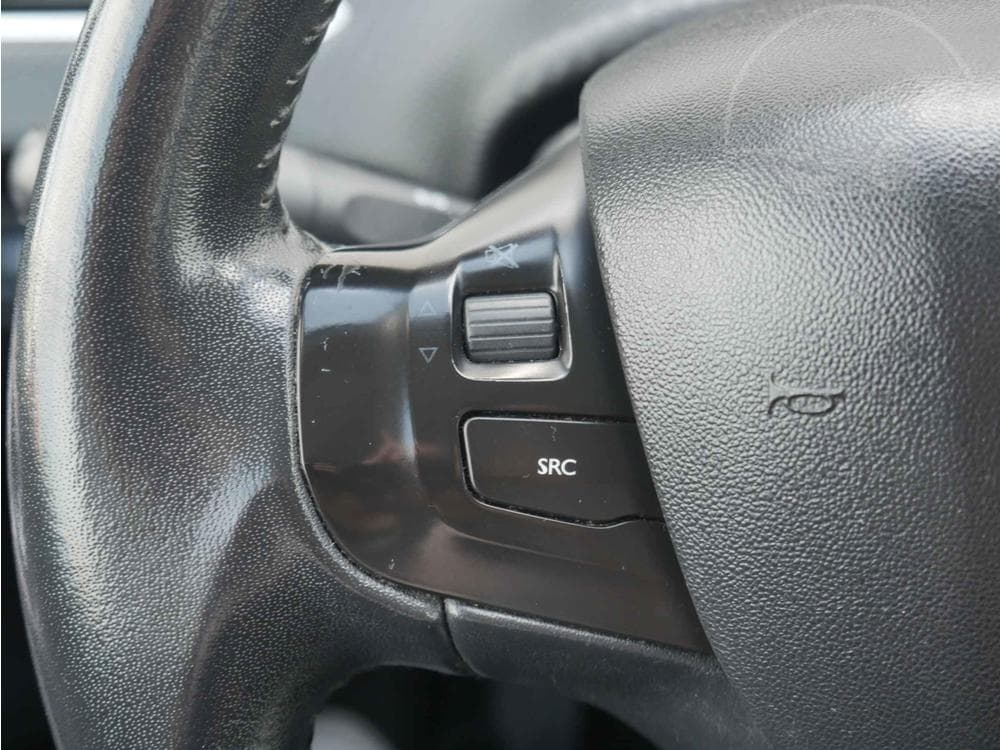 2015 Peugeot 2008 - 13
