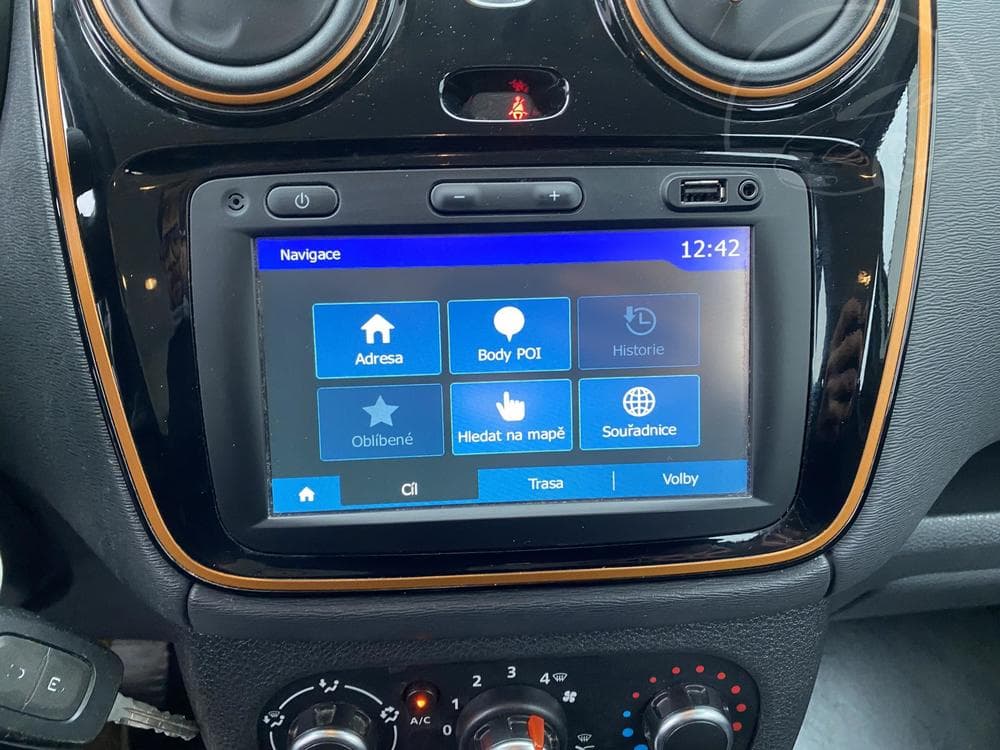 2018 Dacia Lodgy - 16