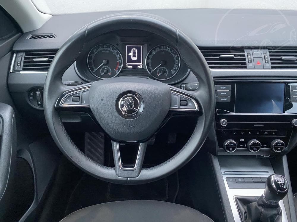 2019 Škoda OCTAVIA - 11