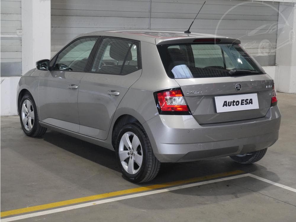 2017 Škoda FABIA - 26