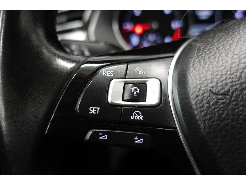 2015 Volkswagen PASSAT - 57