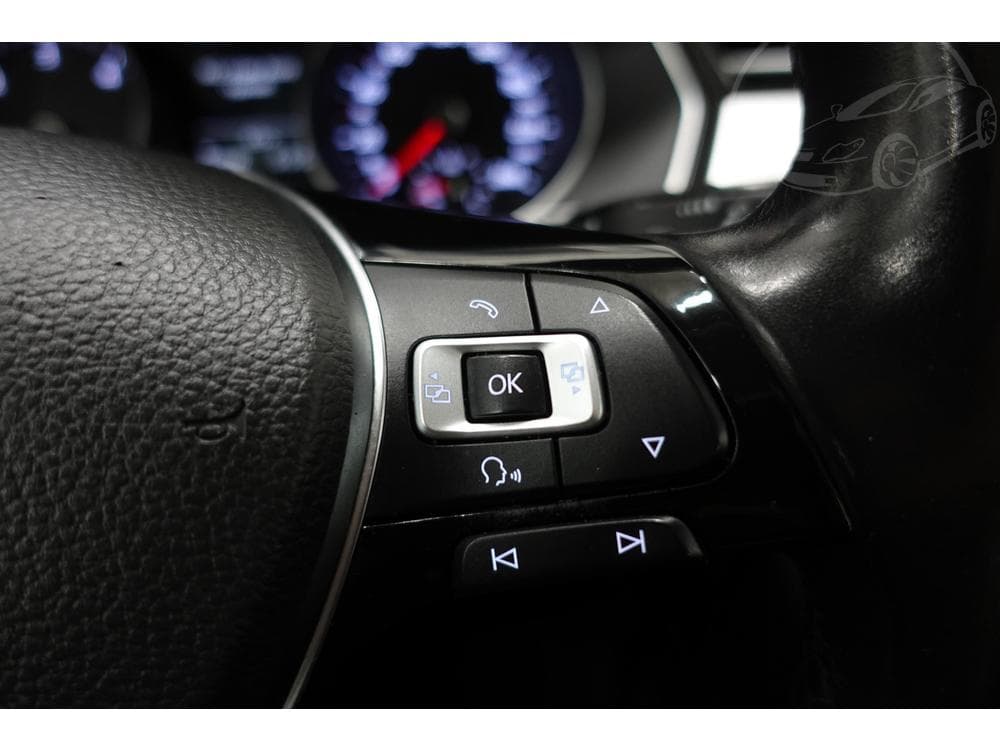 2015 Volkswagen PASSAT - 61