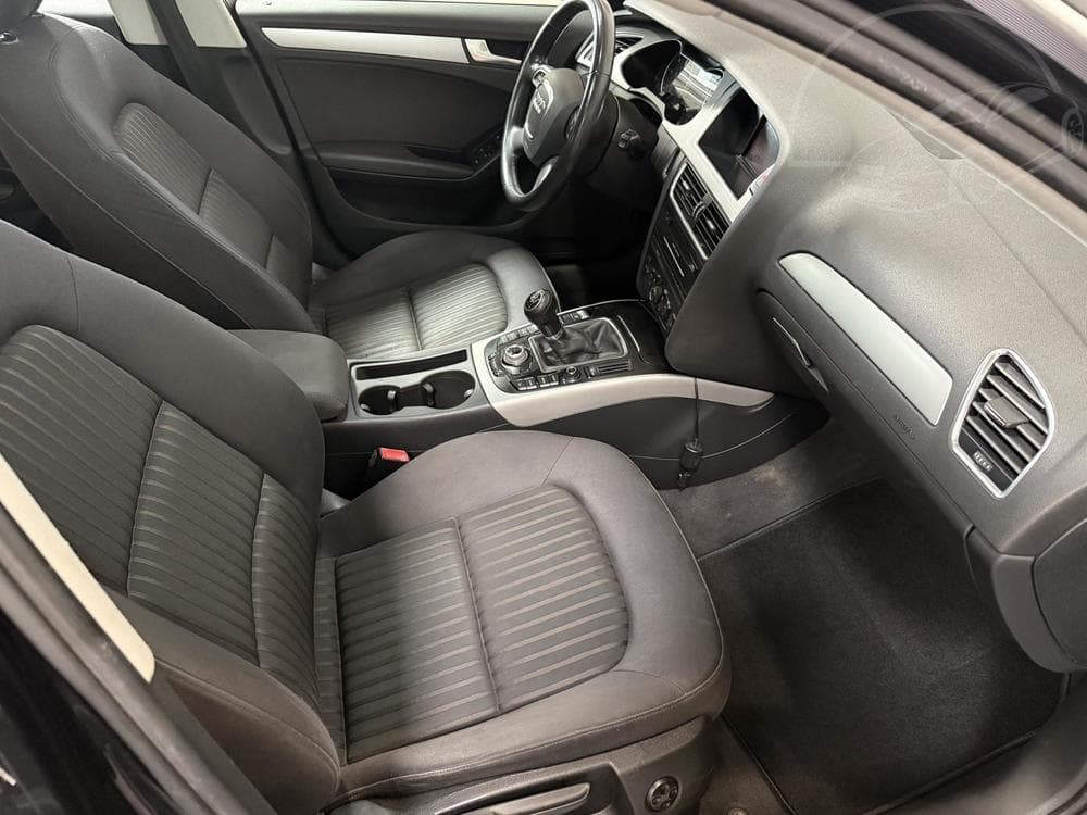 2010 Audi A4 - 11