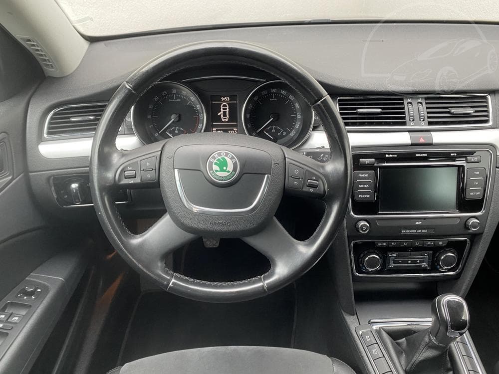 2012 Škoda SUPERB - 11