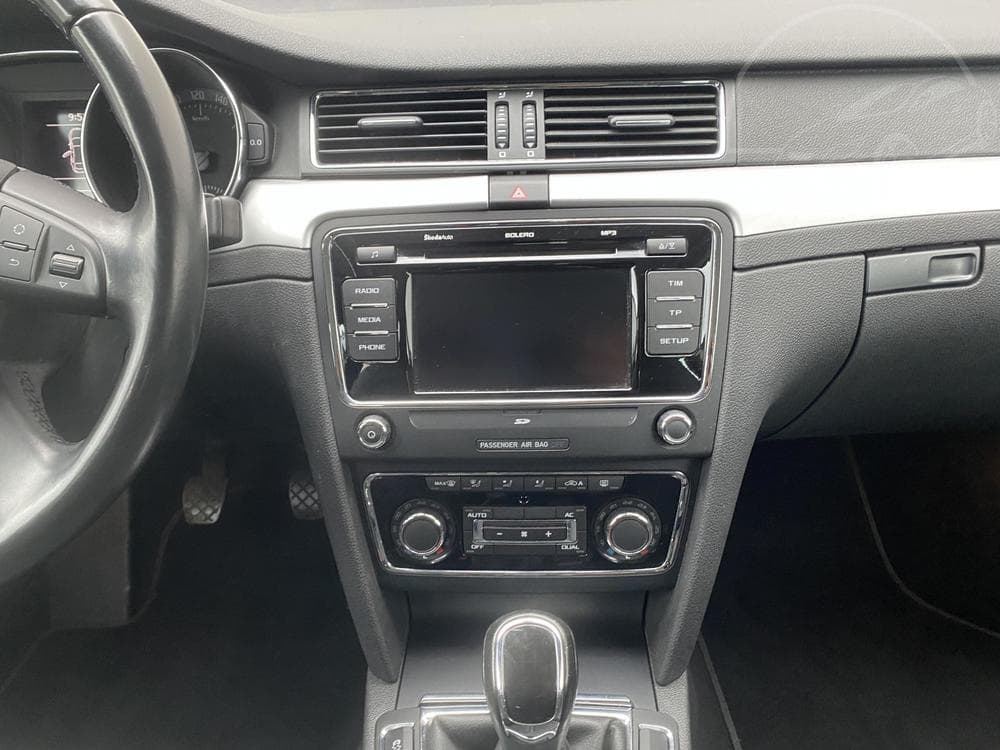 2012 Škoda SUPERB - 12