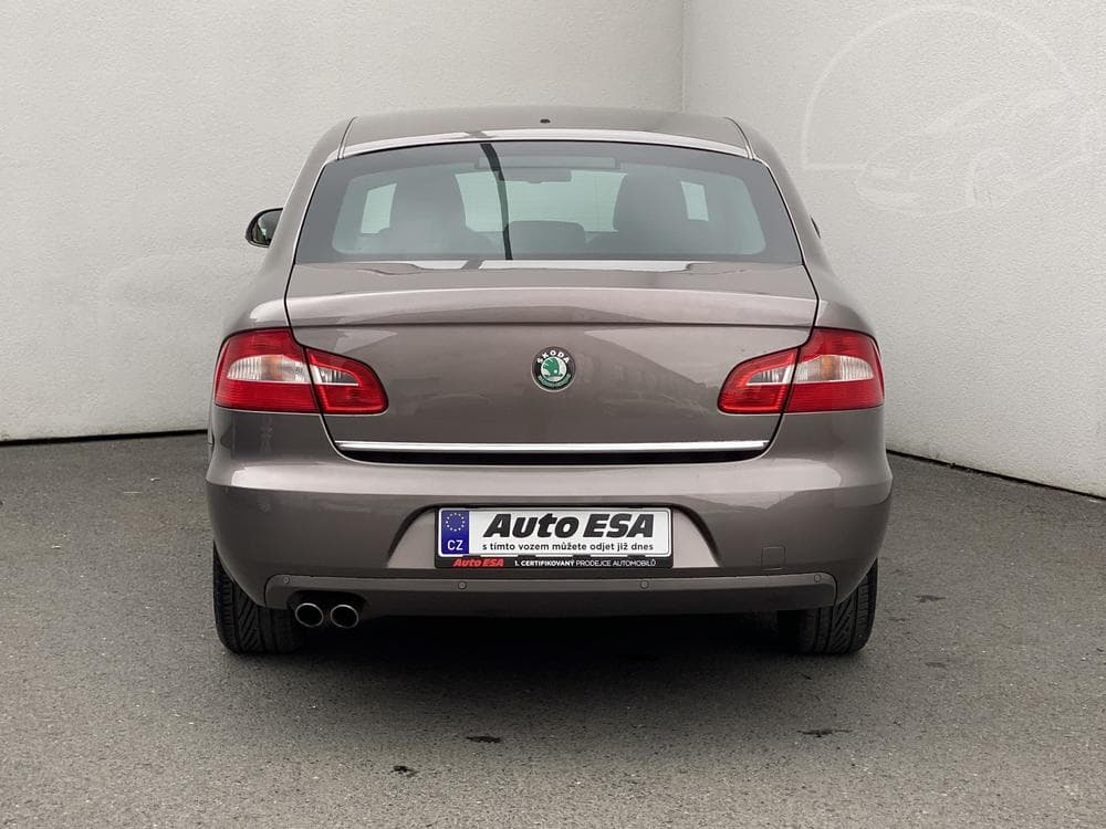 2012 Škoda SUPERB - 5