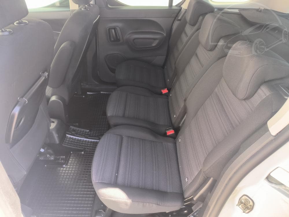 2022 Opel COMBO - 10