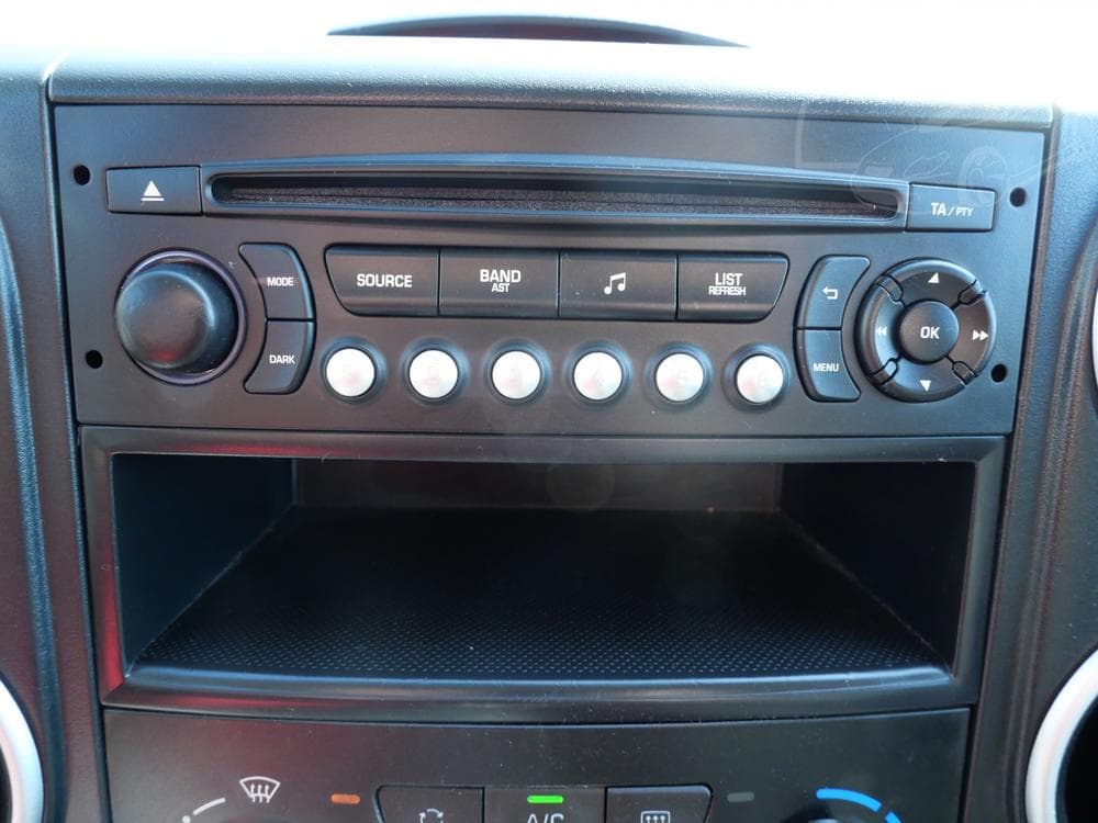 2015 Citroen BERLINGO - 31