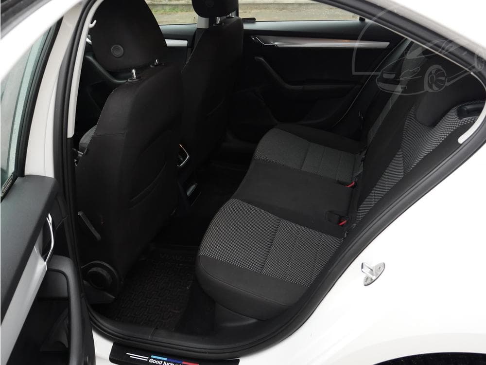 2015 Škoda OCTAVIA - 55