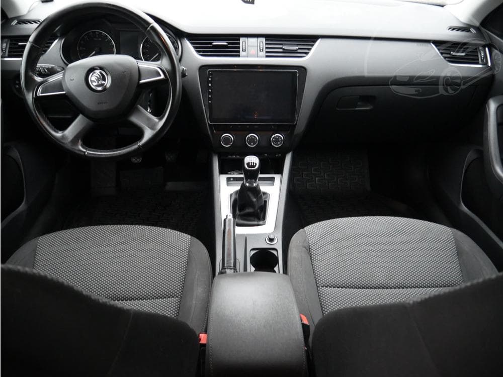2015 Škoda OCTAVIA - 43