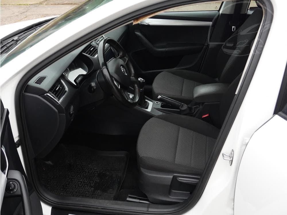 2015 Škoda OCTAVIA - 49