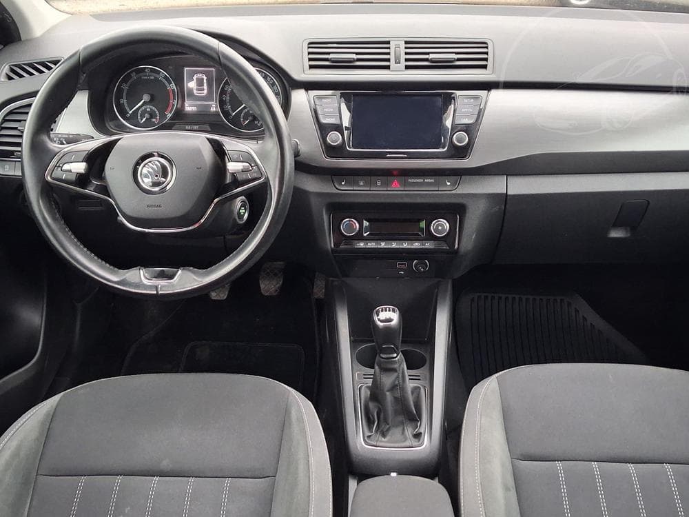 2021 Škoda FABIA - 36