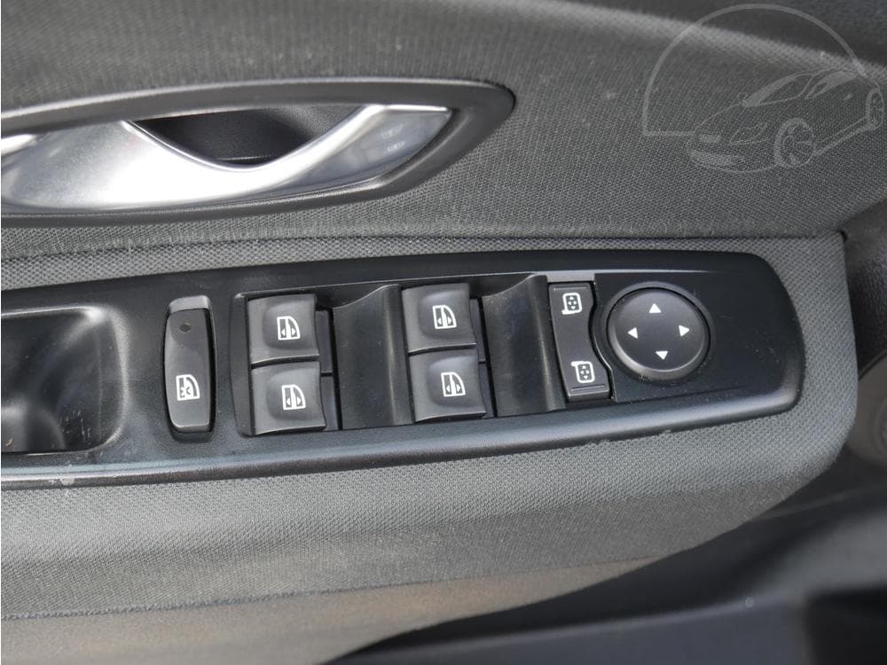 2010 Renault MEGANE - 11