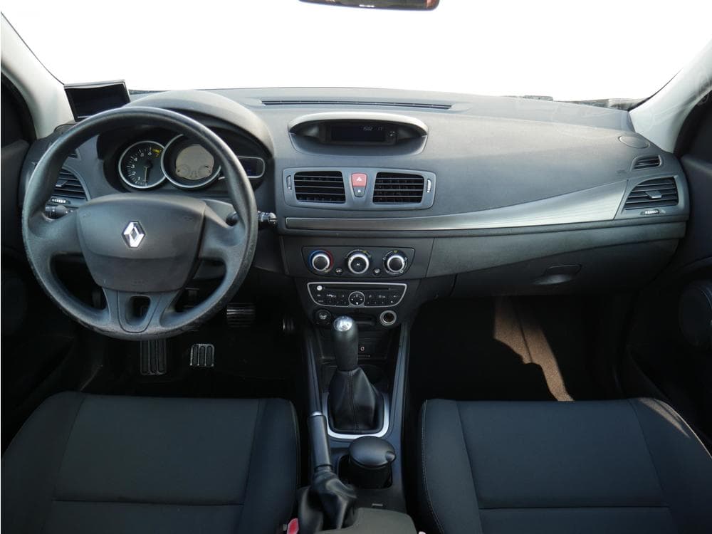 2010 Renault MEGANE - 8