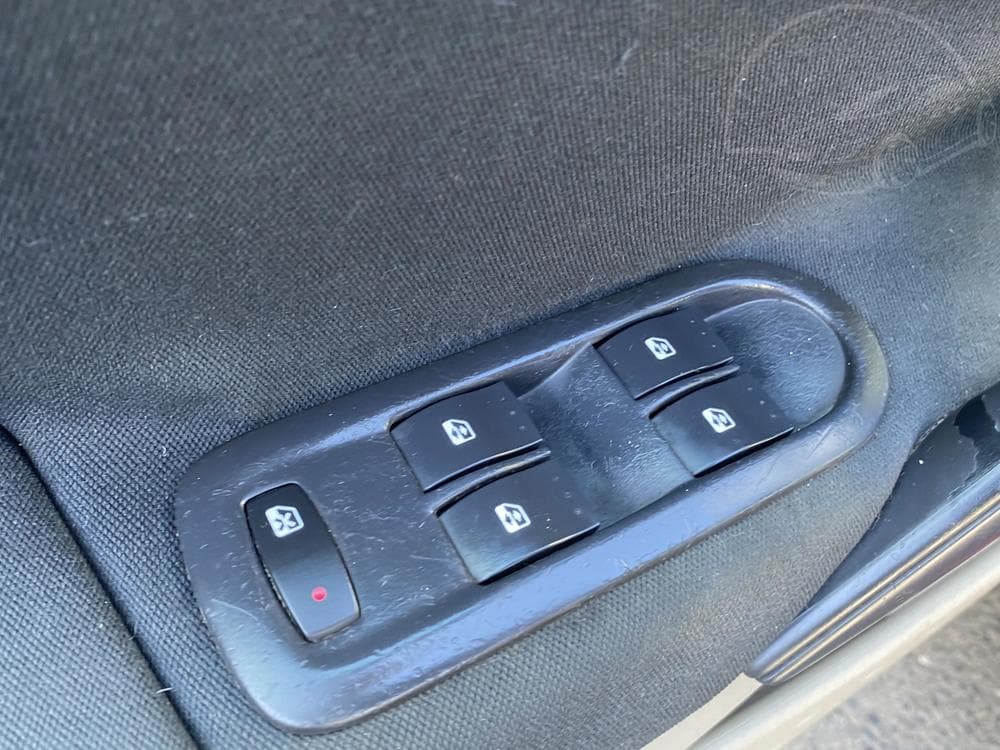 2005 Renault MEGANE - 13