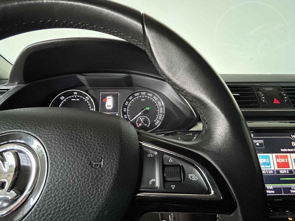 2017 Škoda SUPERB - 20
