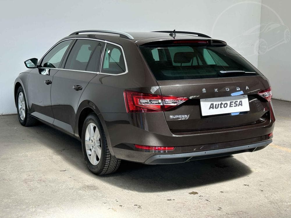 2017 Škoda SUPERB - 6