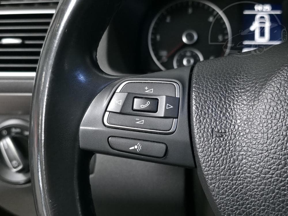 2012 Volkswagen TOURAN - 35