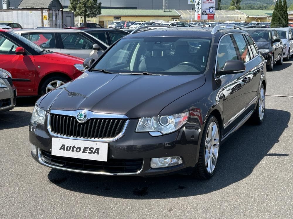 2011 Škoda SUPERB - 5