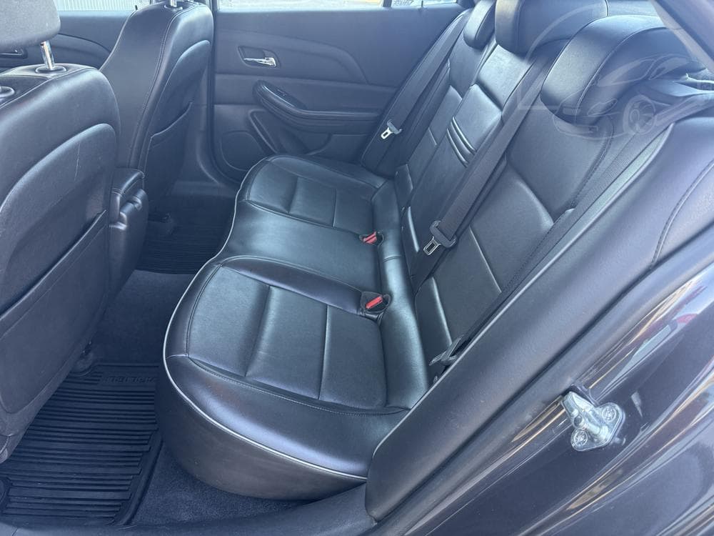 2014 Chevrolet MALIBU - 19