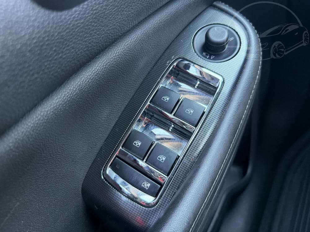 2014 Chevrolet MALIBU - 21