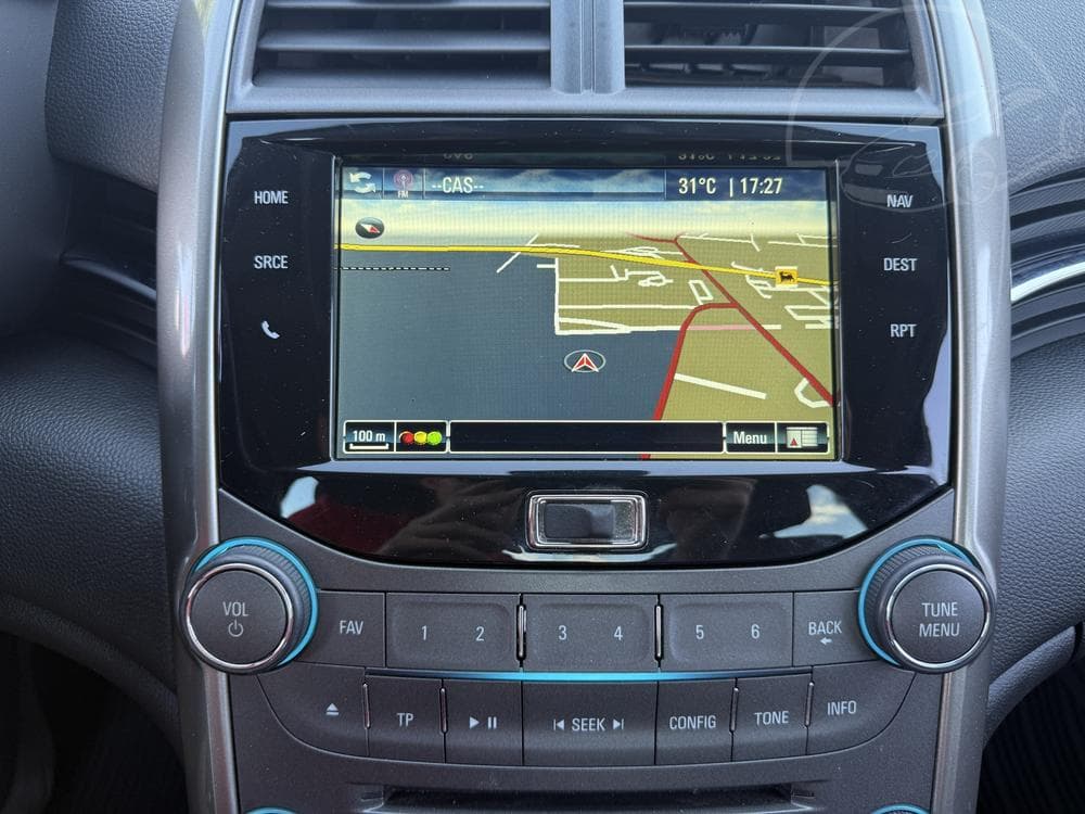 2014 Chevrolet MALIBU - 27