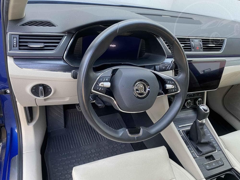 2022 Škoda SUPERB - 13