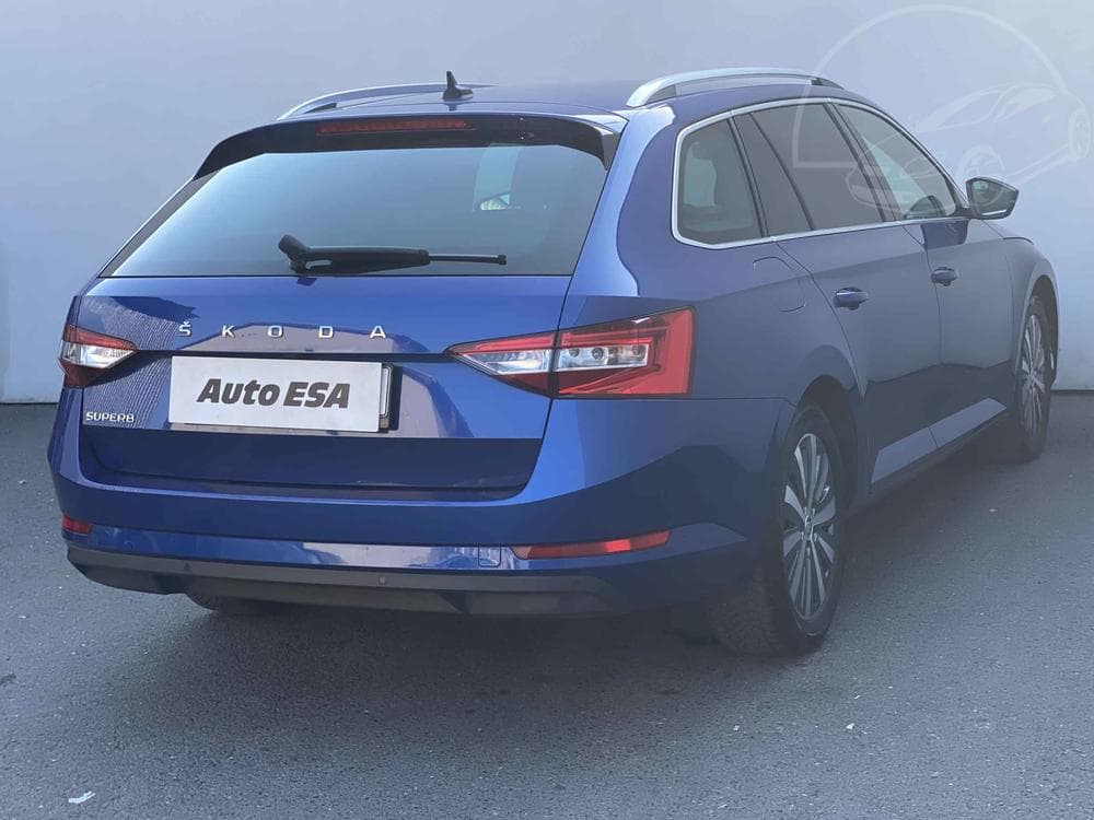 2022 Škoda SUPERB - 4