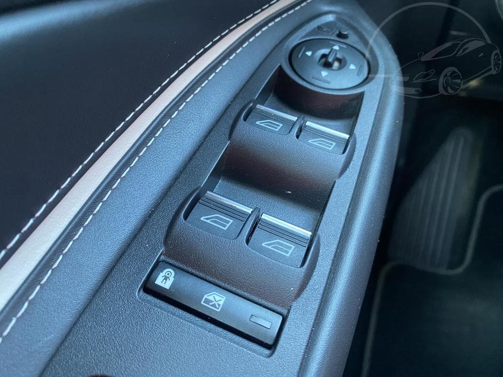 2019 Ford KUGA - 31