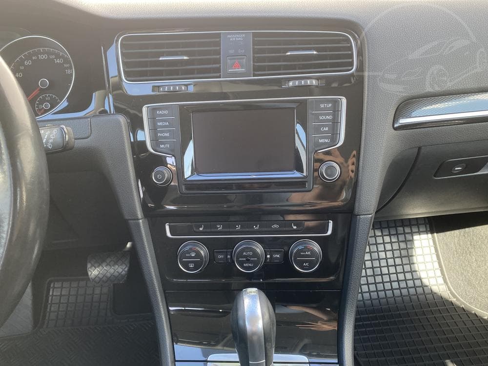 2015 Volkswagen GOLF - 12