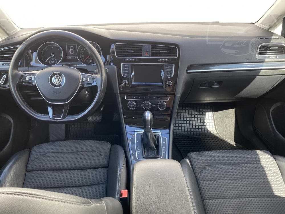 2015 Volkswagen GOLF - 8