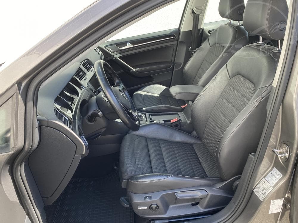 2015 Volkswagen GOLF - 9