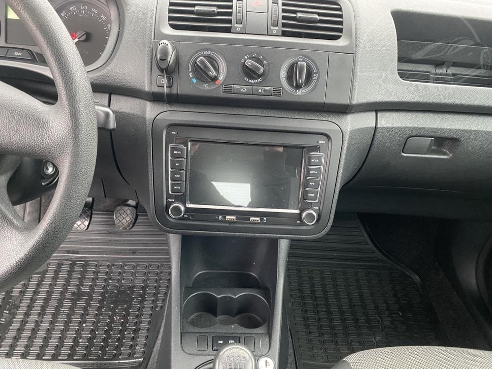 2010 Škoda FABIA - 12