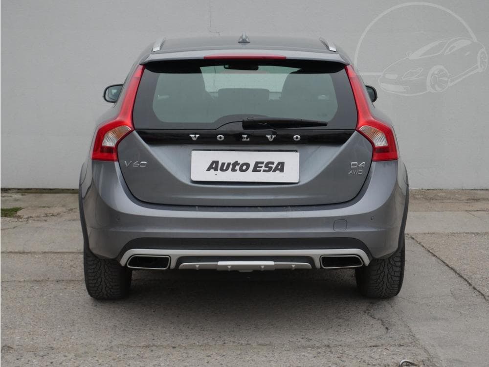 2015 Volvo V60 - 9