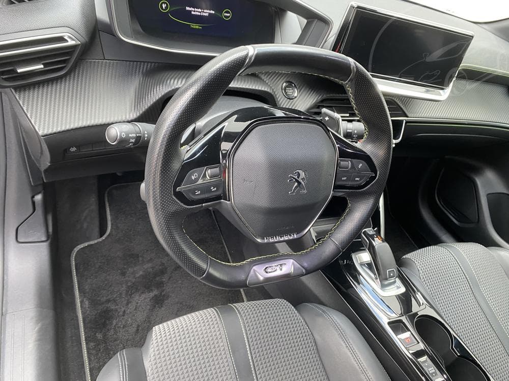 2021 Peugeot 208 - 12