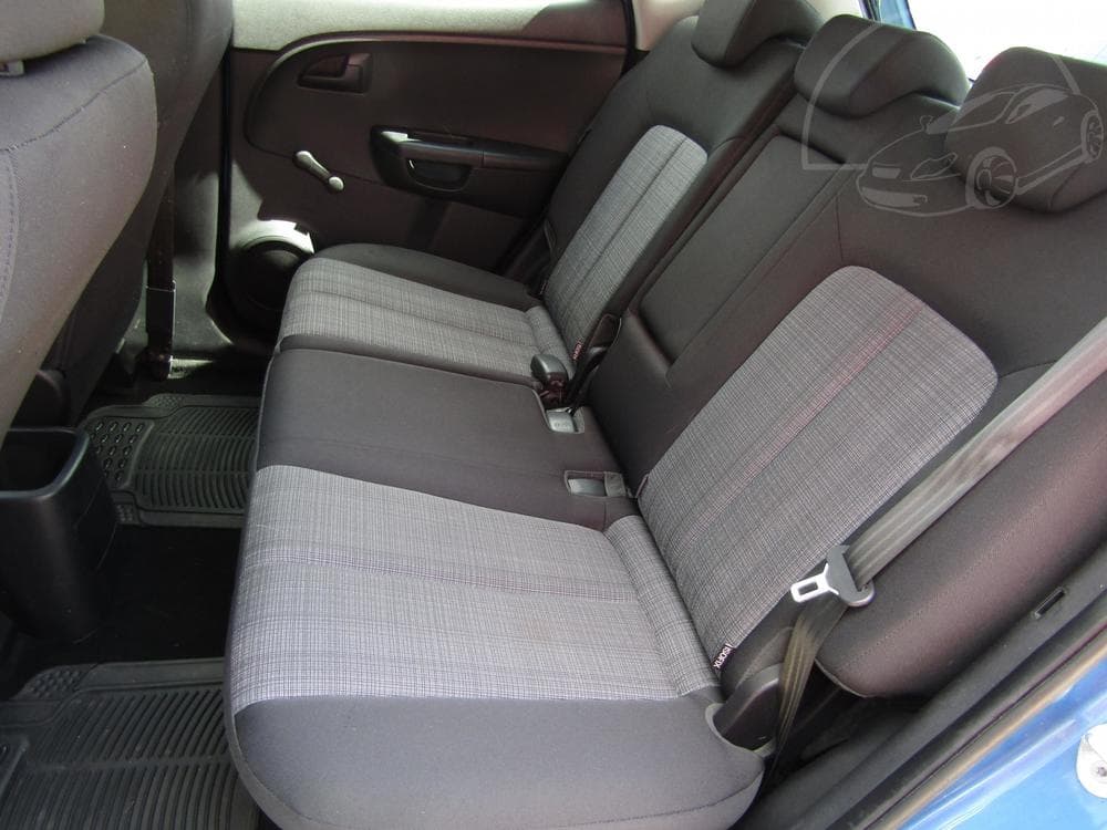 2010 Kia VENGA - 10