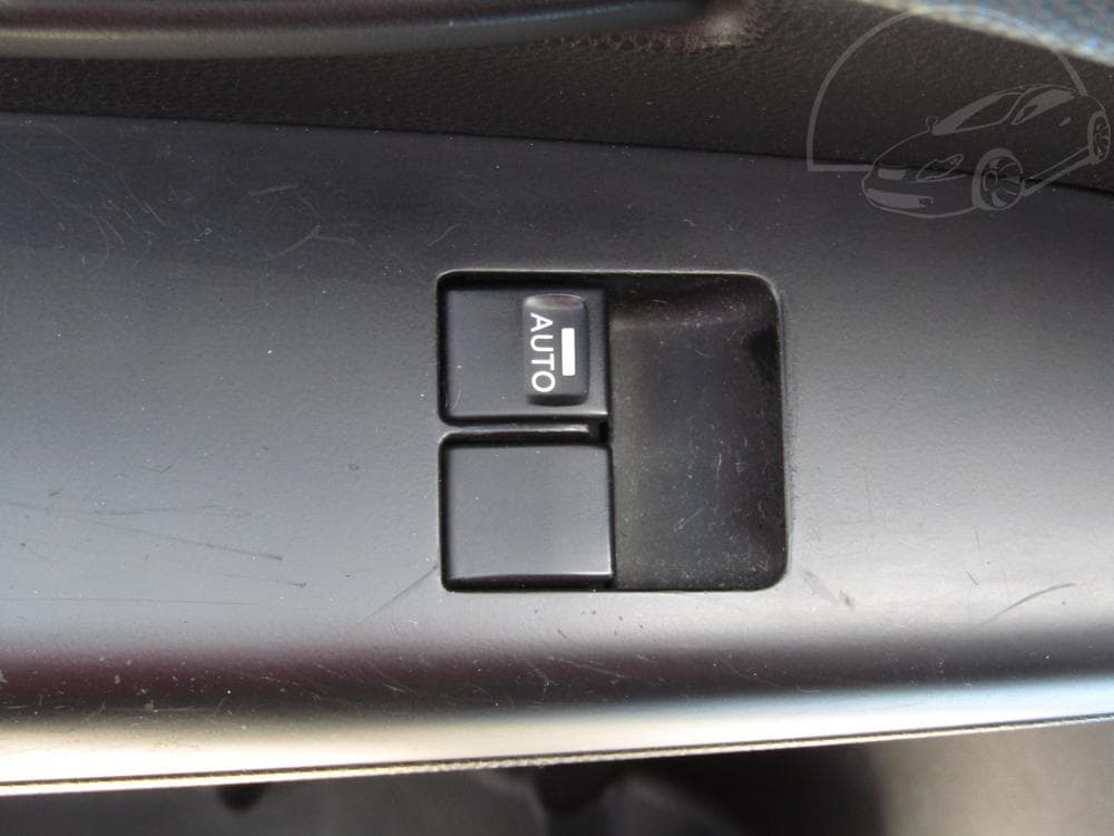 2010 Kia VENGA - 11