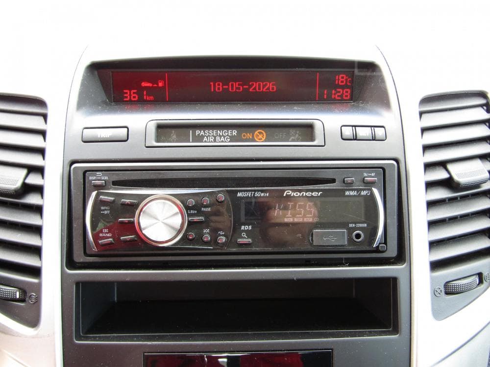 2010 Kia VENGA - 13