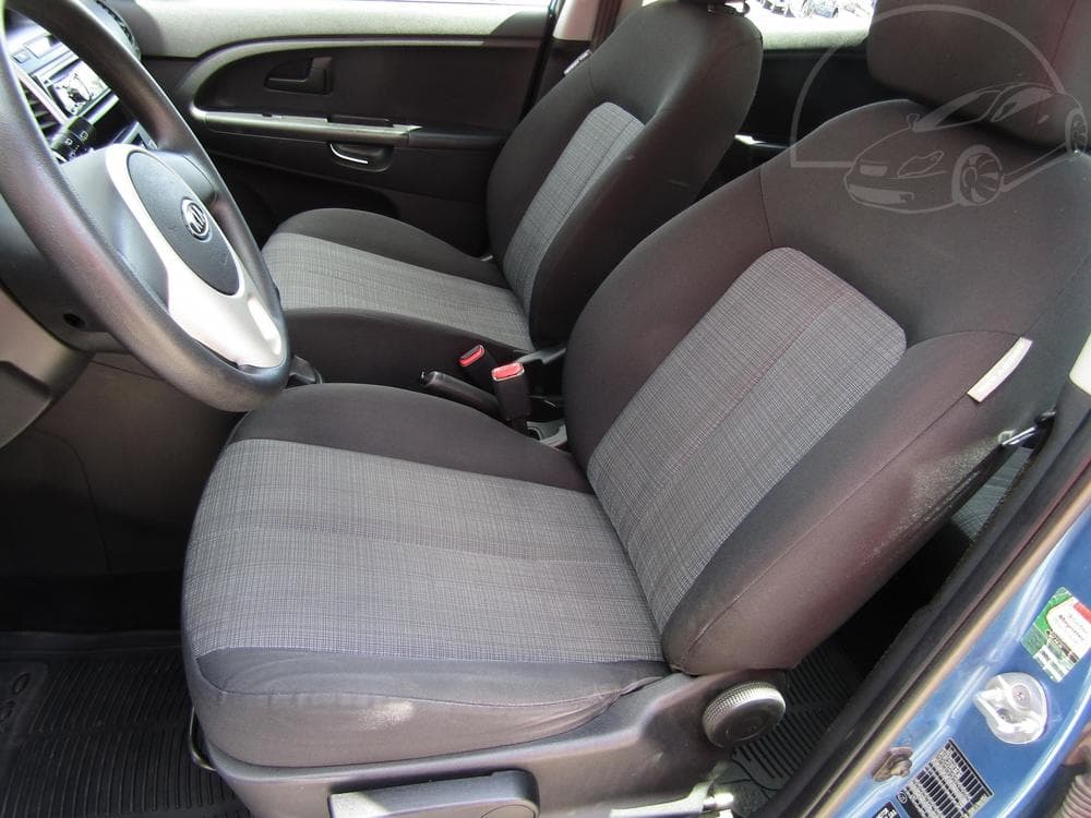 2010 Kia VENGA - 9