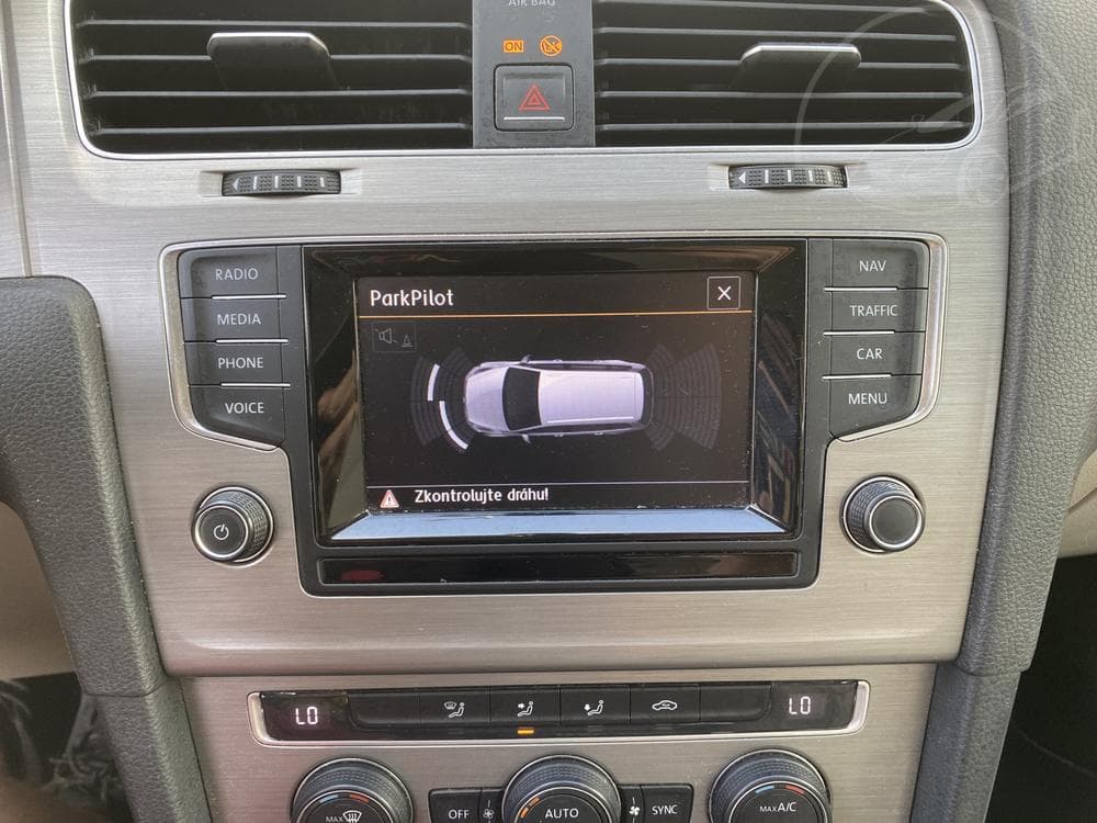 2014 Volkswagen GOLF - 17