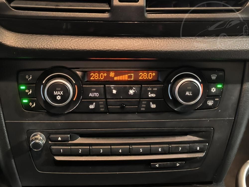 2010 BMW X1 - 15