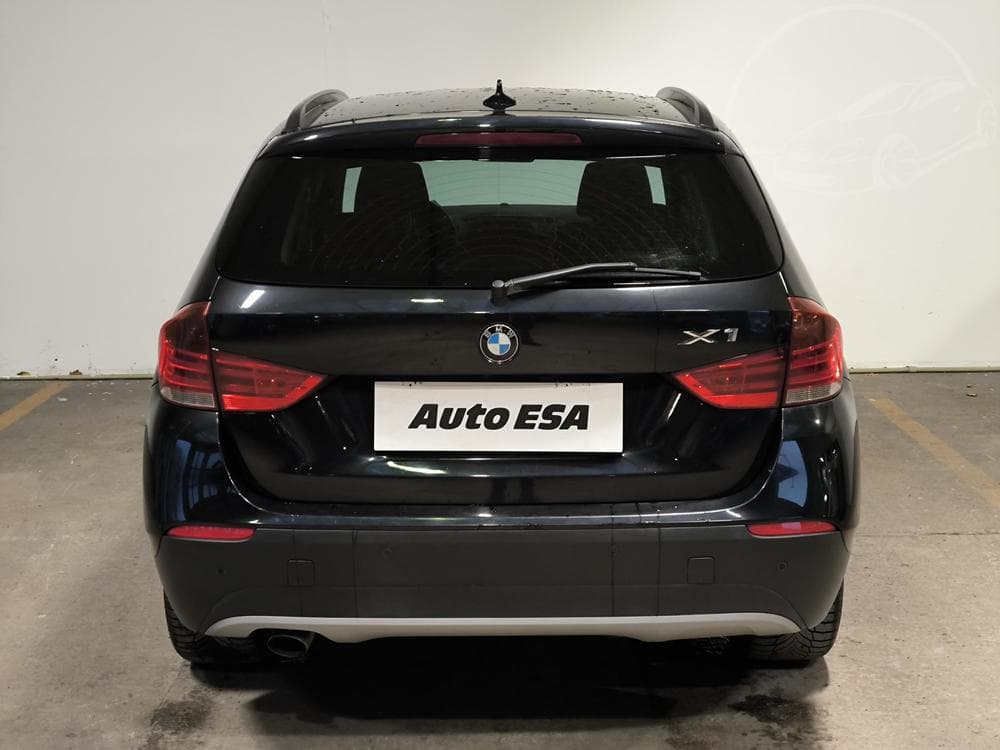 2010 BMW X1 - 5