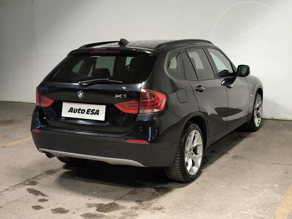 2010 BMW X1 - 6