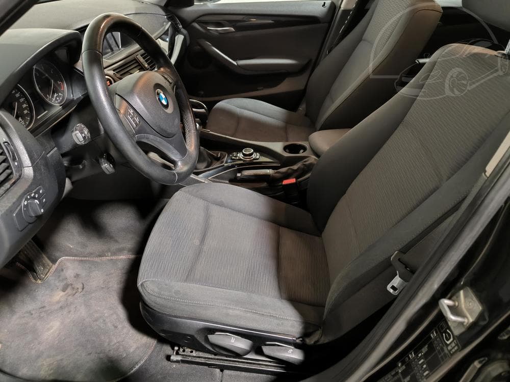 2010 BMW X1 - 9