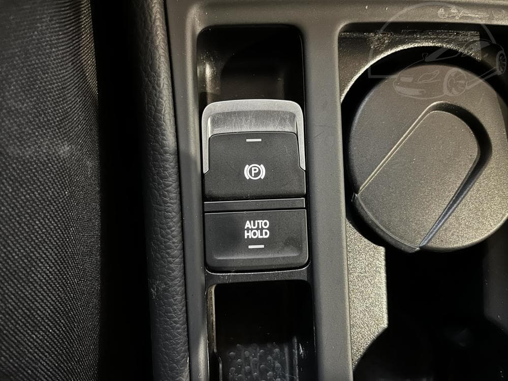 2016 Volkswagen Golf - 16