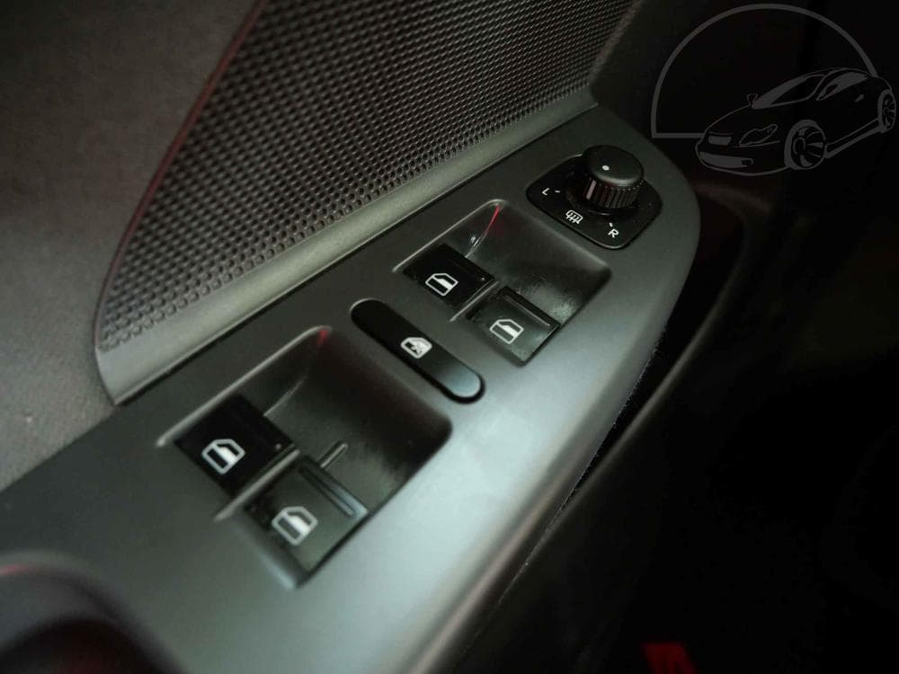 2006 Volkswagen GOLF - 14