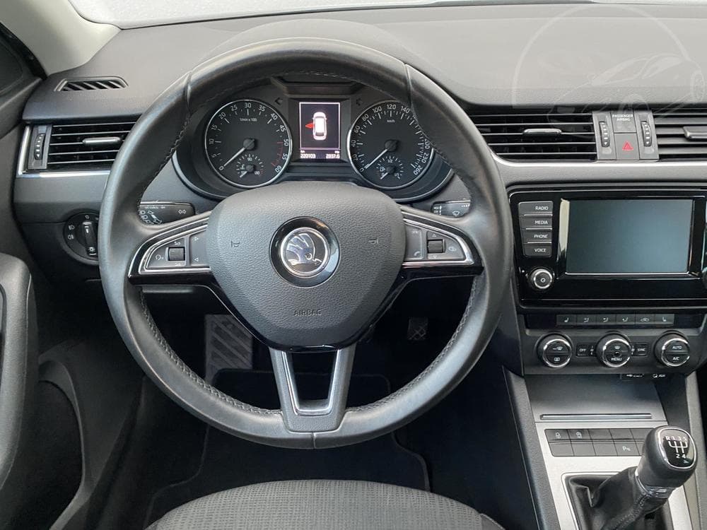 2015 Škoda OCTAVIA - 21