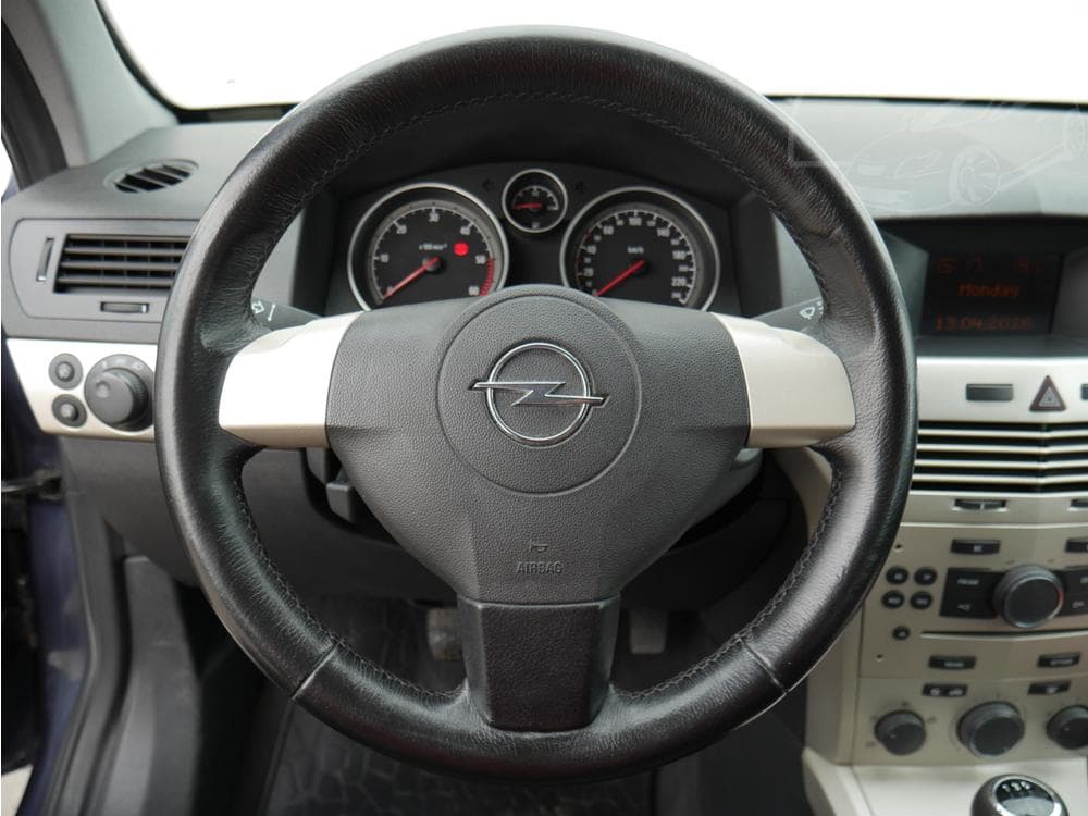 2007 Opel ASTRA - 14