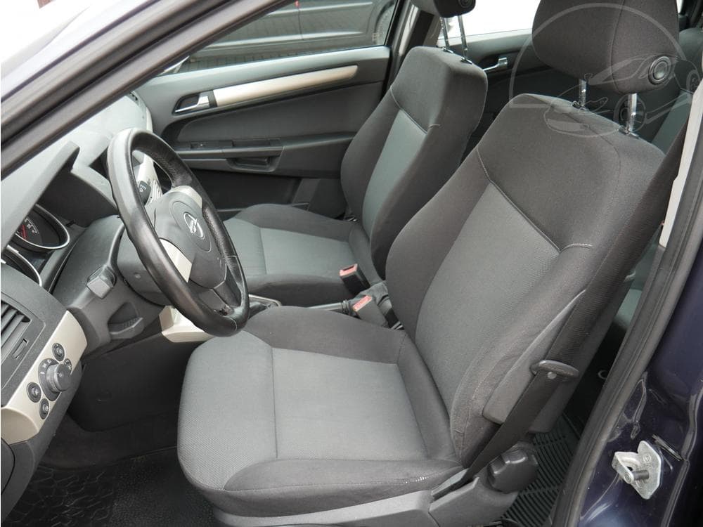 2007 Opel ASTRA - 9