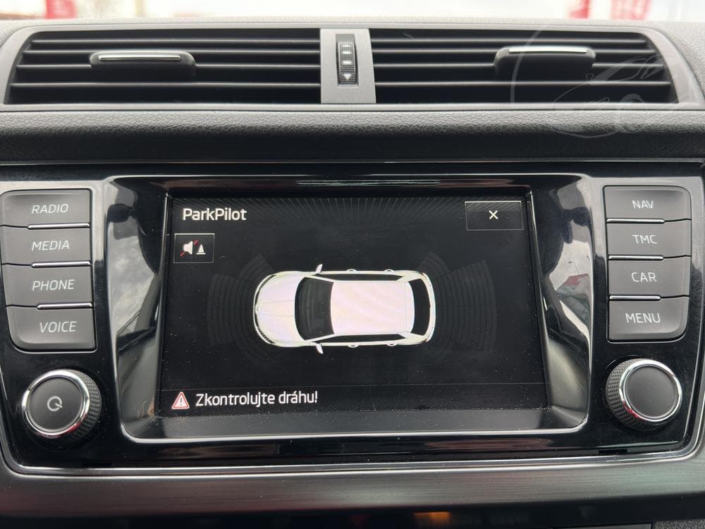 2016 Škoda FABIA - 27